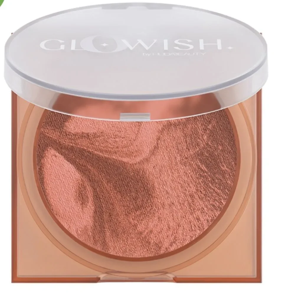 Huda GloWish Soft Radiance Bronzing Powder pick your shade 3 available - Picture 7 of 8